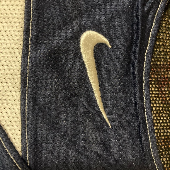 Men’s reversible Basketball tee. - Picture 6 of 6